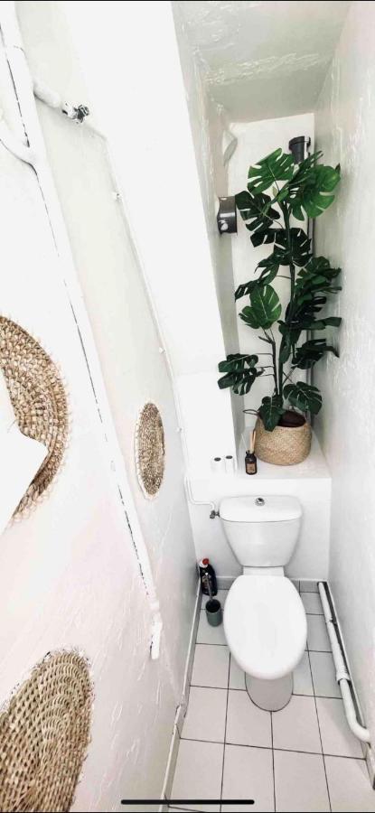 Cosy Studio Saint-Lazare Apartamento Paris Exterior foto